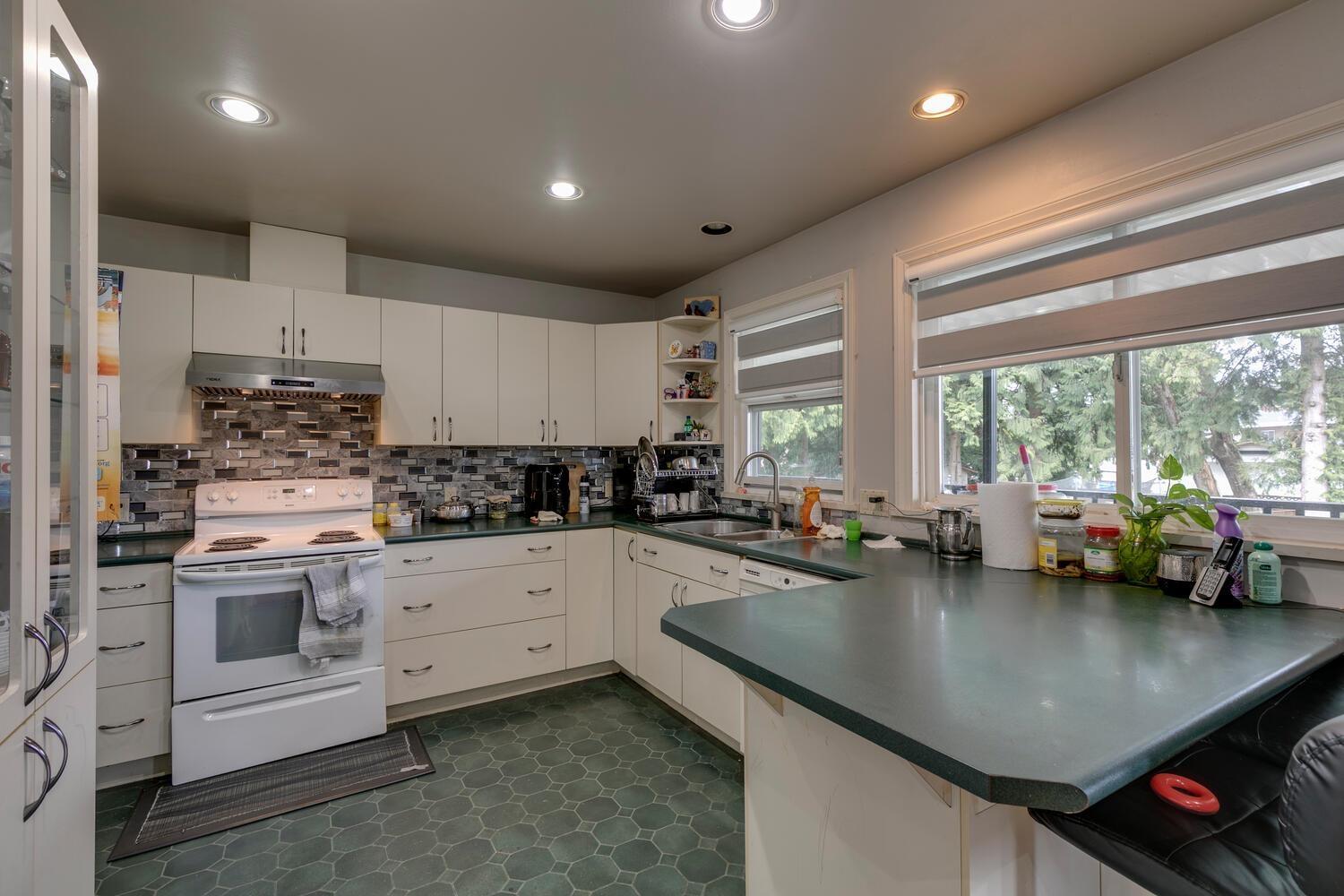 10969 86a Avenue, Delta, British Columbia  V4C 2Y3 - Photo 13 - R3101067