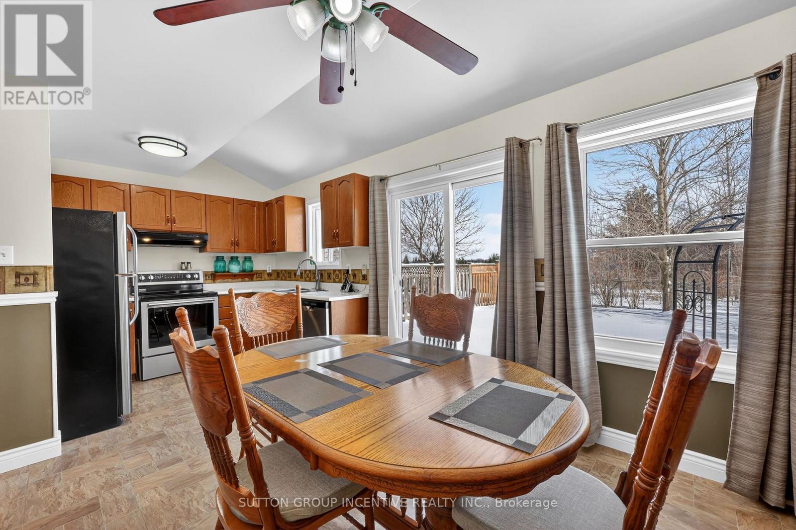 41 Herrema Boulevard, Uxbridge, Ontario  L9P 1W6 - Photo 12 - N12896036