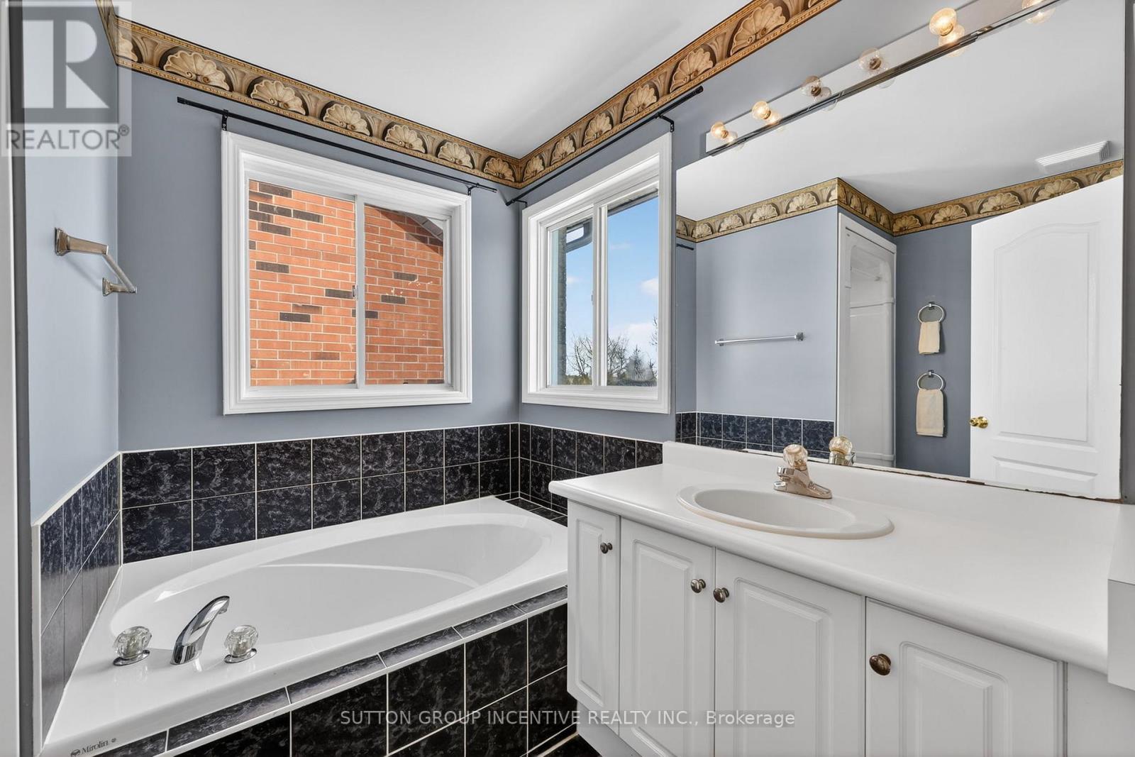 41 Herrema Boulevard, Uxbridge, Ontario  L9P 1W6 - Photo 21 - N12896036