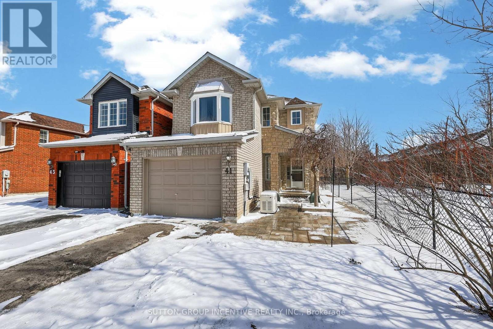 41 Herrema Boulevard, Uxbridge, Ontario  L9P 1W6 - Photo 3 - N12896036