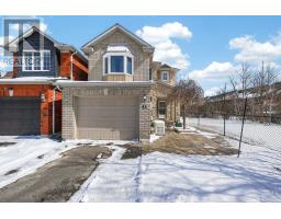 41 HERREMA BOULEVARD, Uxbridge, Ontario