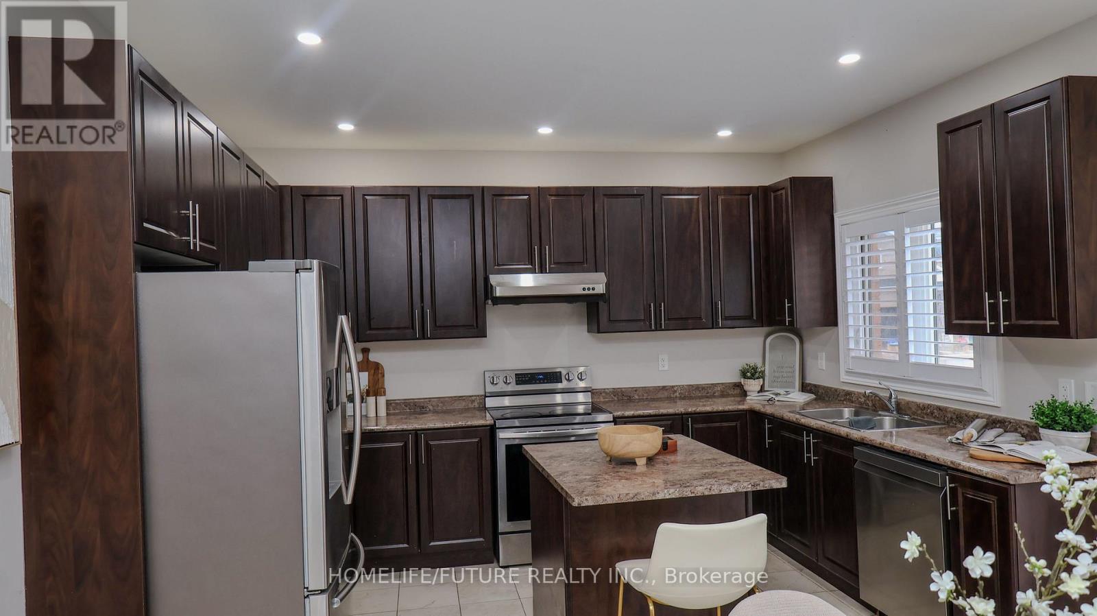 4 Mccaskell Street, Brock, Ontario  L0K 1A0 - Photo 9 - N12896040