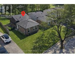 45 AUSTEN LANE, Barrie, Ontario