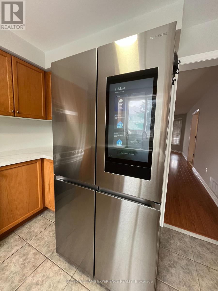 59 Birchwood Drive, Barrie, Ontario  L4M 6X7 - Photo 11 - S12896184