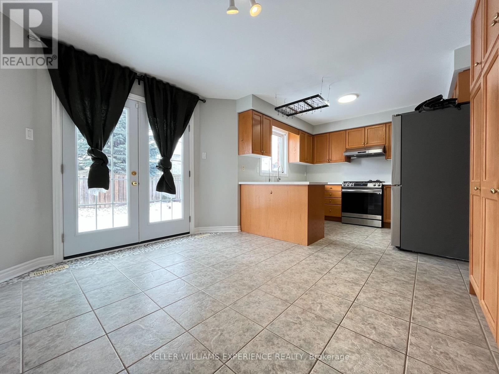 59 Birchwood Drive, Barrie, Ontario  L4M 6X7 - Photo 31 - S12896184