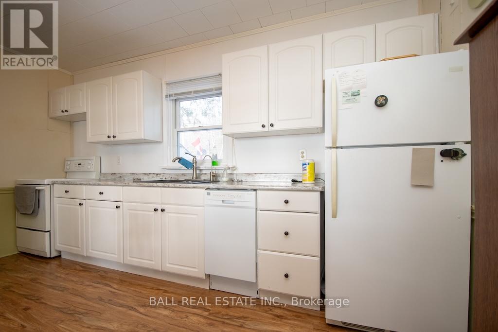 2077 White Lake Road W, Douro-Dummer, Ontario  K0L 2H0 - Photo 16 - X12890264