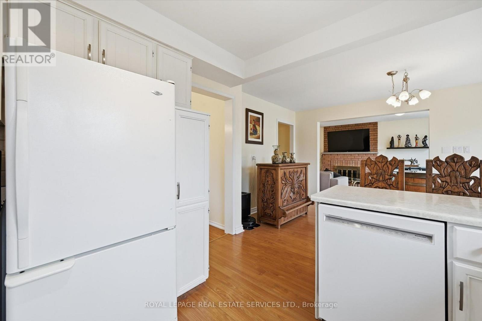 1224 Tilcroft Gate, Oakville (Ga Glen Abbey), Ontario  L6M 2H8 - Photo 12 - W12896030