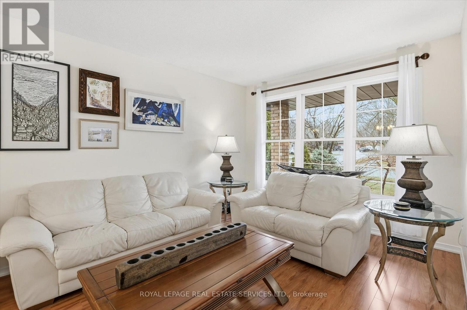 1224 Tilcroft Gate, Oakville (Ga Glen Abbey), Ontario  L6M 2H8 - Photo 4 - W12896030