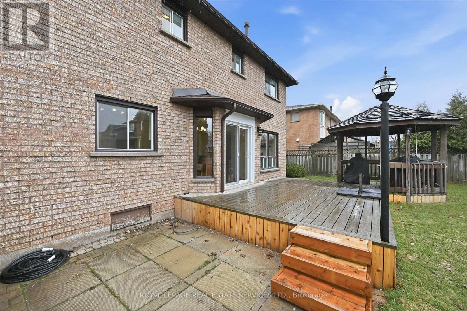 1224 Tilcroft Gate, Oakville (Ga Glen Abbey), Ontario  L6M 2H8 - Photo 42 - W12896030