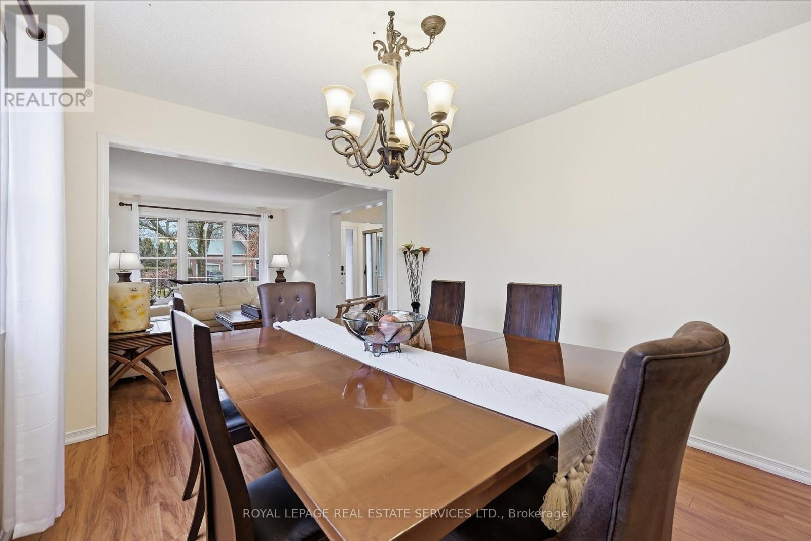 1224 Tilcroft Gate, Oakville (Ga Glen Abbey), Ontario  L6M 2H8 - Photo 8 - W12896030