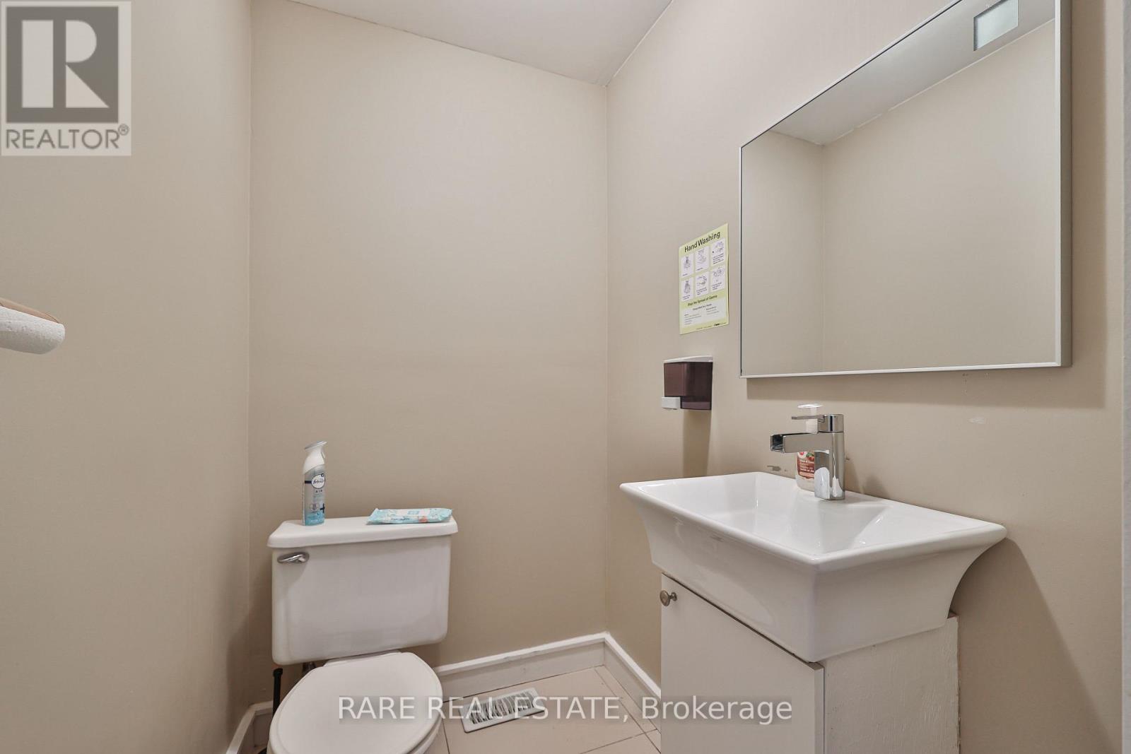 3588 Dufferin Street, Toronto, Ontario  M3K 1N1 - Photo 14 - W12896048