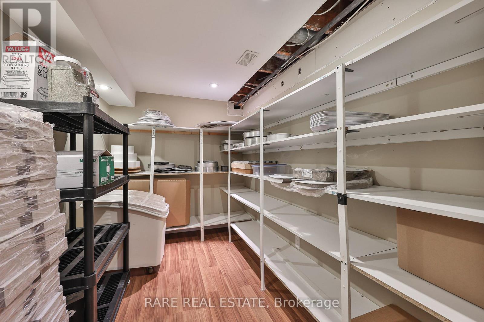 3588 Dufferin Street, Toronto, Ontario  M3K 1N1 - Photo 23 - W12896048