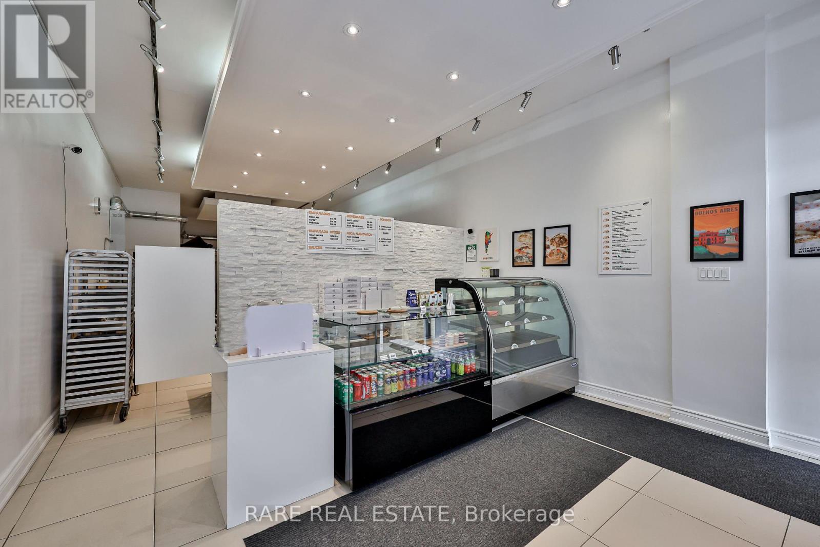 3588 Dufferin Street, Toronto, Ontario  M3K 1N1 - Photo 4 - W12896048