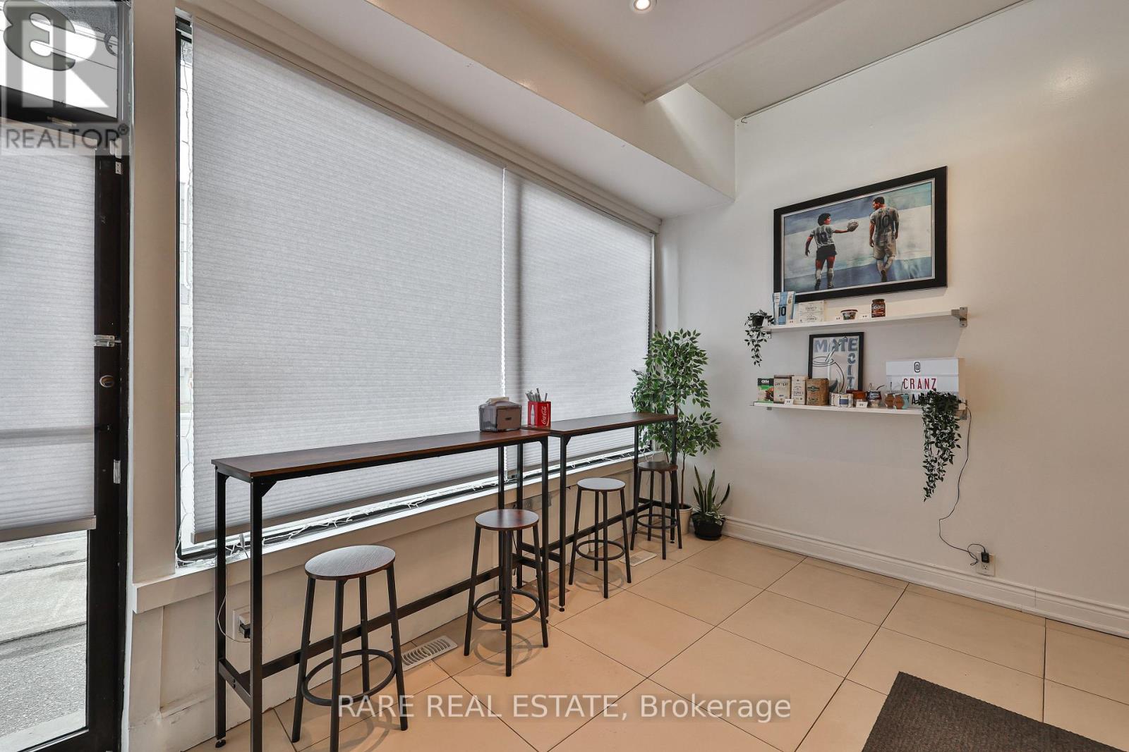 3588 Dufferin Street, Toronto, Ontario  M3K 1N1 - Photo 5 - W12896048