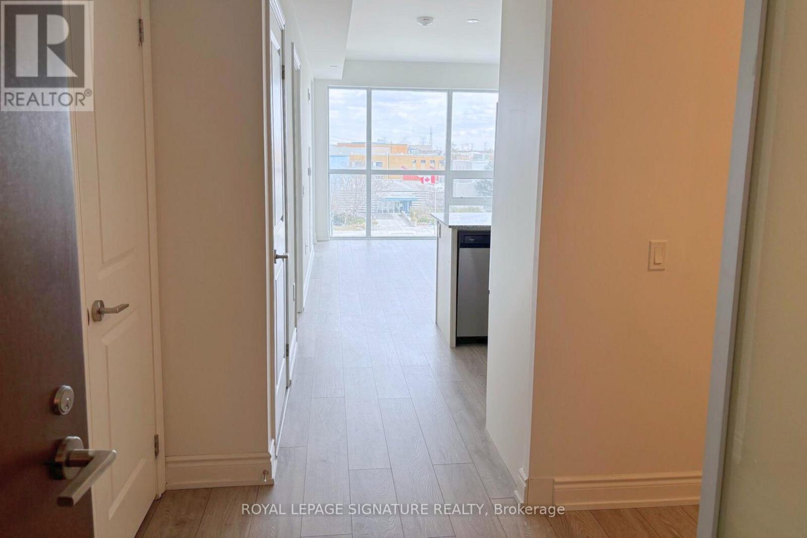 418 - 1050 Main Street E, Milton (De Dempsey), Ontario  L9T 9M3 - Photo 4 - W12896112