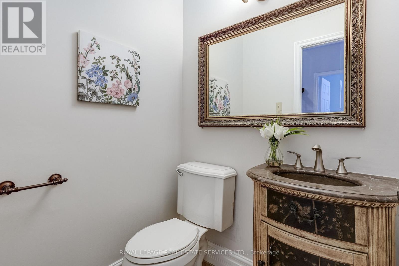 9 Morrison Creek Crescent, Oakville, Ontario  L6H 4C2 - Photo 20 - W12896146