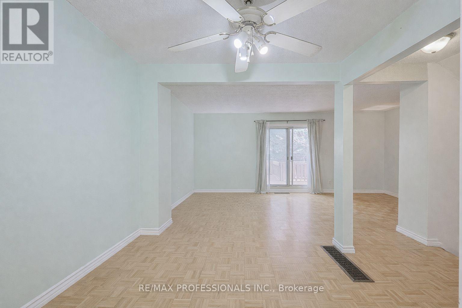 24 Permfield Path, Toronto, Ontario  M9C 4Y5 - Photo 10 - W12896148