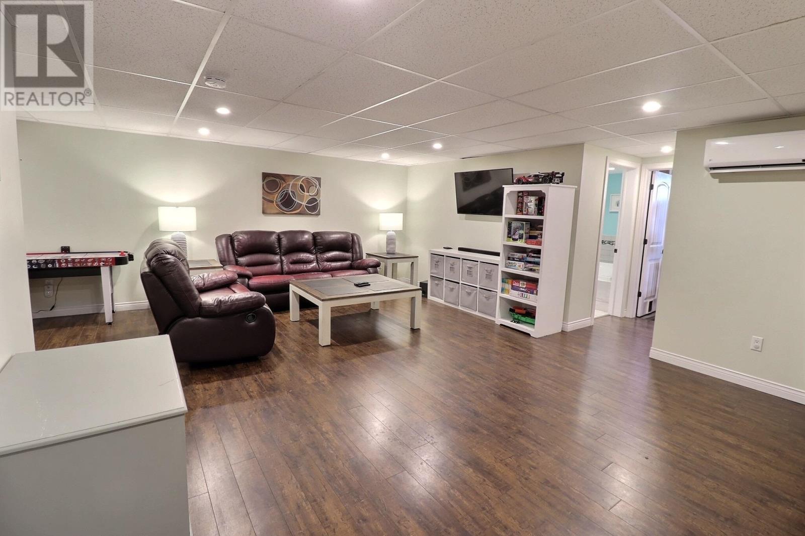 51 South Main Street, Mount Stewart, Prince Edward Island  C0A 1T0 - Photo 18 - 202604844