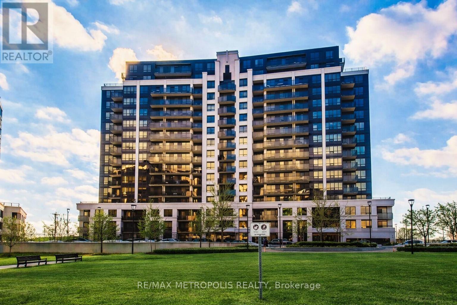 Ph16 - 1070 Sheppard Avenue W, Toronto, Ontario  M3J 0G8 - Photo 1 - W12896202