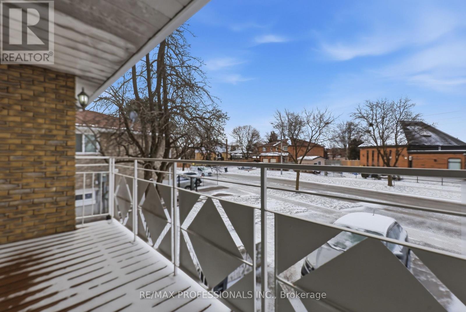 3335 Delfi Road, Mississauga, Ontario  L5L 1S1 - Photo 12 - W12896224