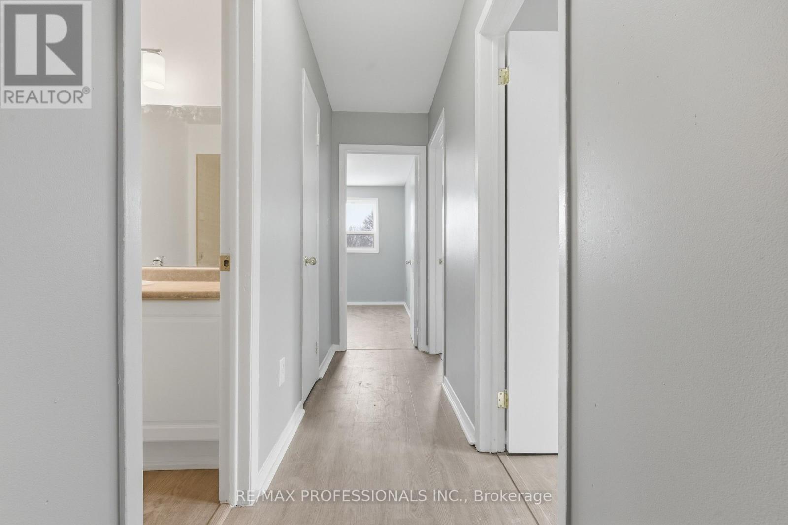 3335 Delfi Road, Mississauga, Ontario  L5L 1S1 - Photo 13 - W12896224