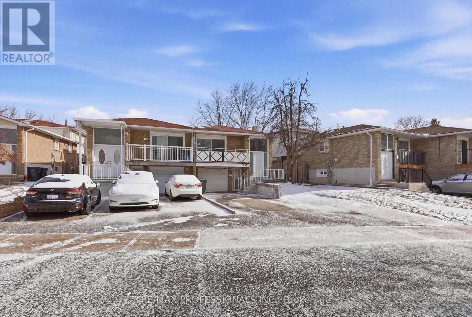 3335 Delfi Road, Mississauga, Ontario  L5L 1S1 - Photo 4 - W12896224