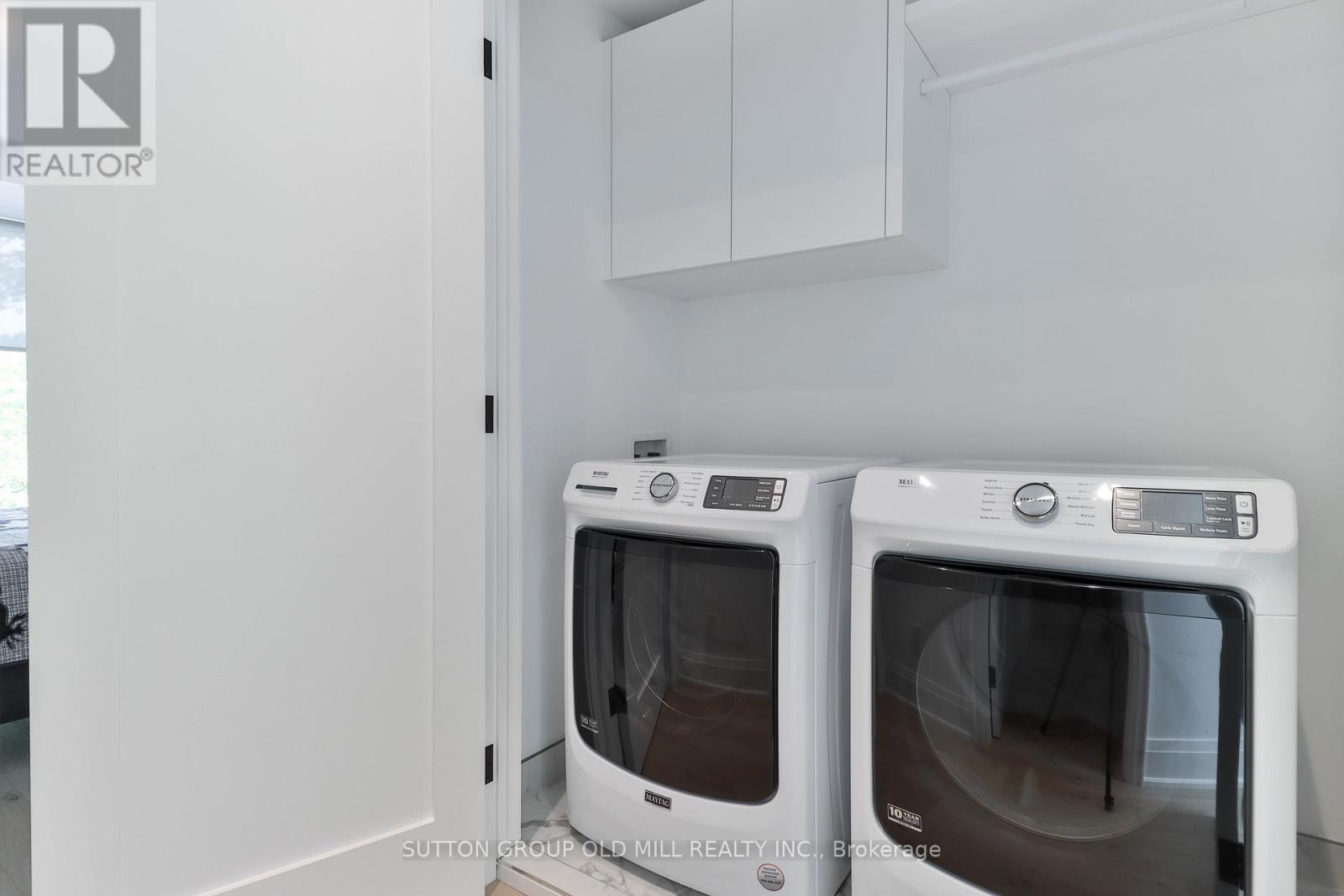 216 Delta Street, Toronto (Alderwood), Ontario  M8W 4E6 - Photo 30 - W12896228