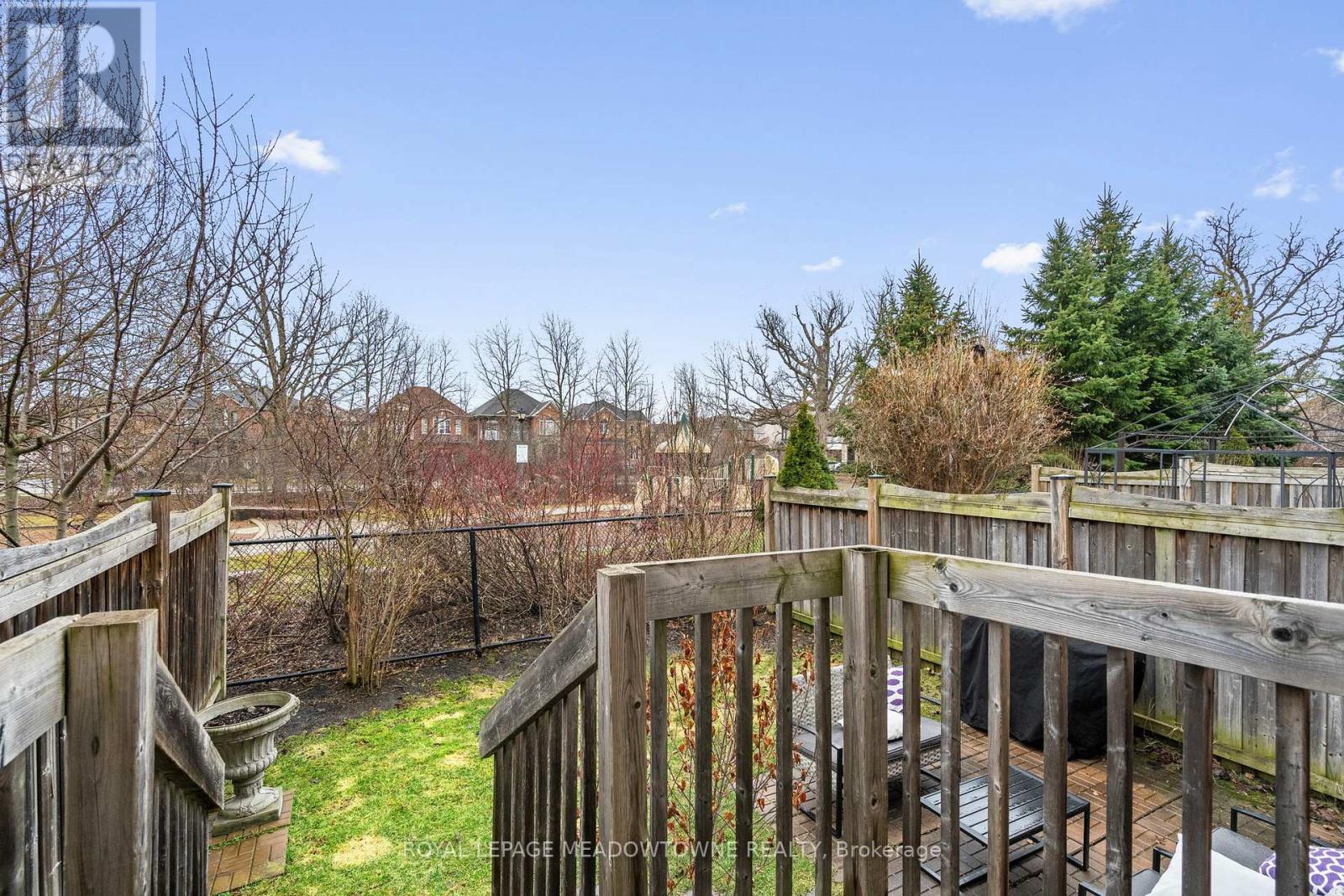 356 Bussel Crescent, Milton, Ontario  L9T 0W5 - Photo 33 - W12896246