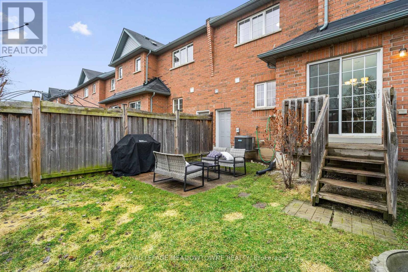 356 Bussel Crescent, Milton, Ontario  L9T 0W5 - Photo 35 - W12896246