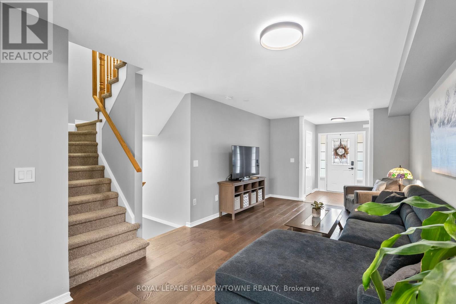 356 Bussel Crescent, Milton, Ontario  L9T 0W5 - Photo 7 - W12896246