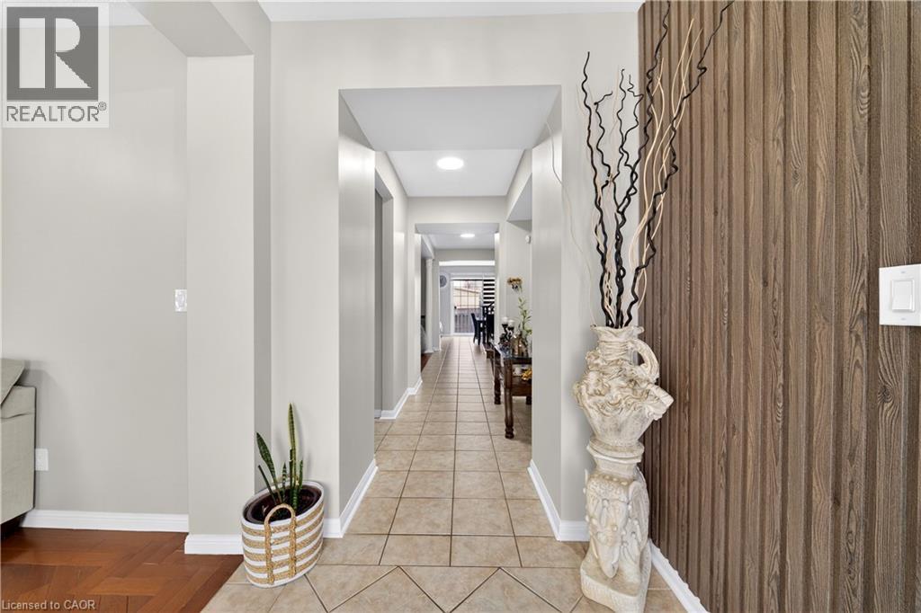 207 Arthur Fach Drive, Cambridge, Ontario  N1T 2G2 - Photo 7 - 40812720