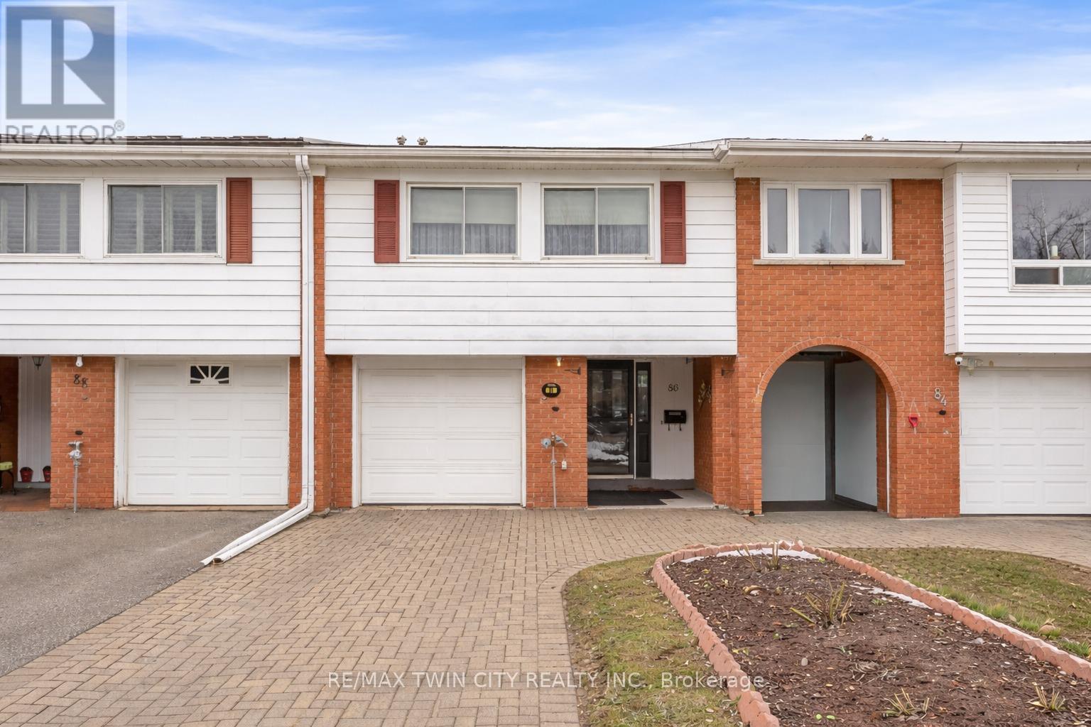 86 OVERLEA DRIVE, Kitchener, Ontario