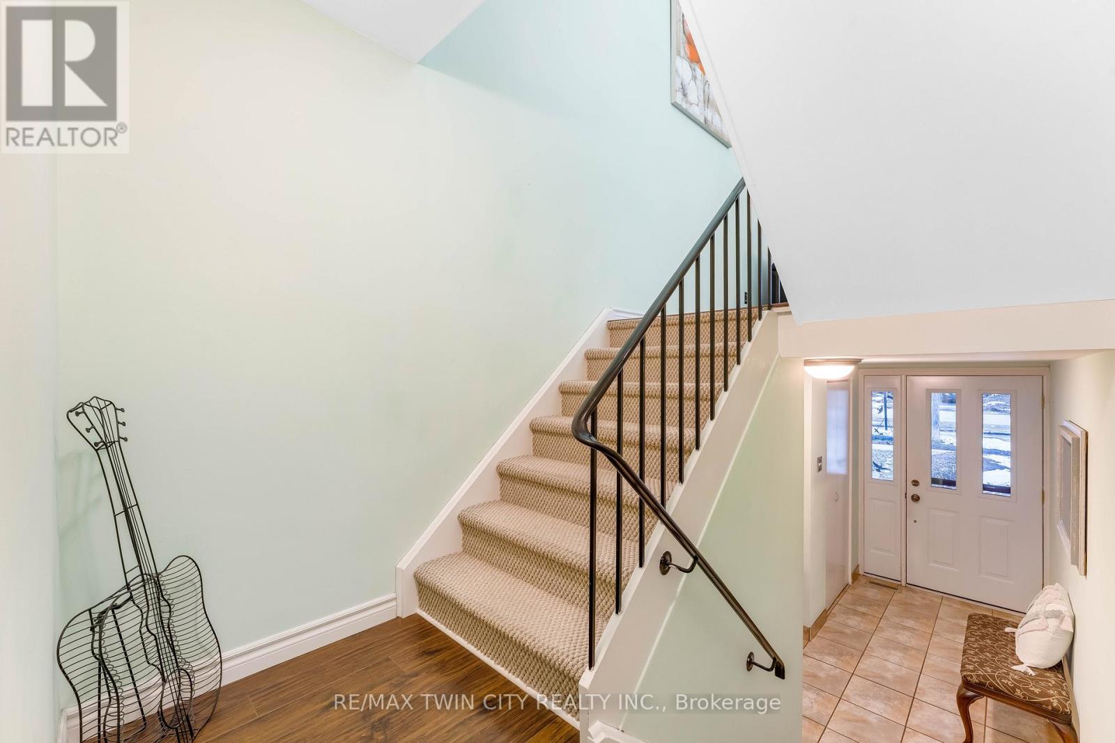 86 Overlea Drive, Kitchener, Ontario  N2M 1T1 - Photo 13 - X12896222