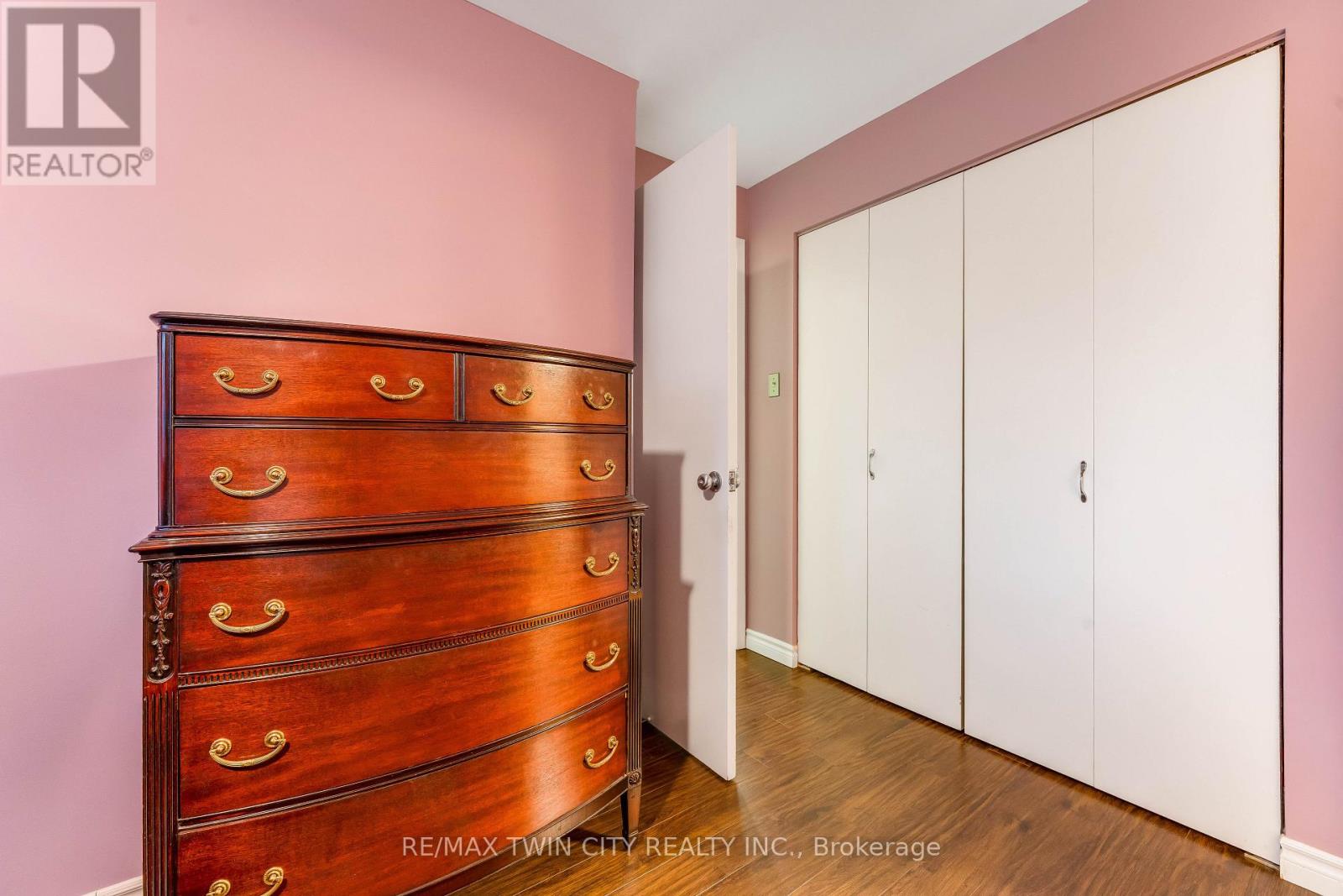 86 Overlea Drive, Kitchener, Ontario  N2M 1T1 - Photo 30 - X12896222