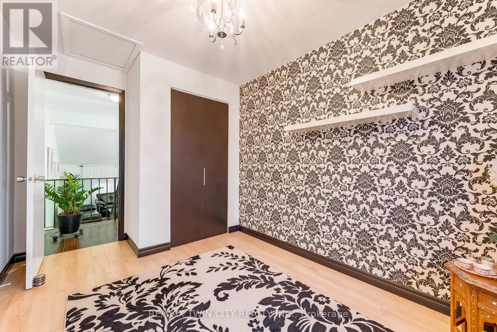 86 Overlea Drive, Kitchener, Ontario  N2M 1T1 - Photo 33 - X12896222