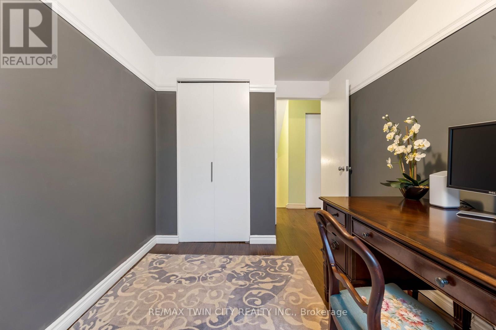 86 Overlea Drive, Kitchener, Ontario  N2M 1T1 - Photo 9 - X12896222