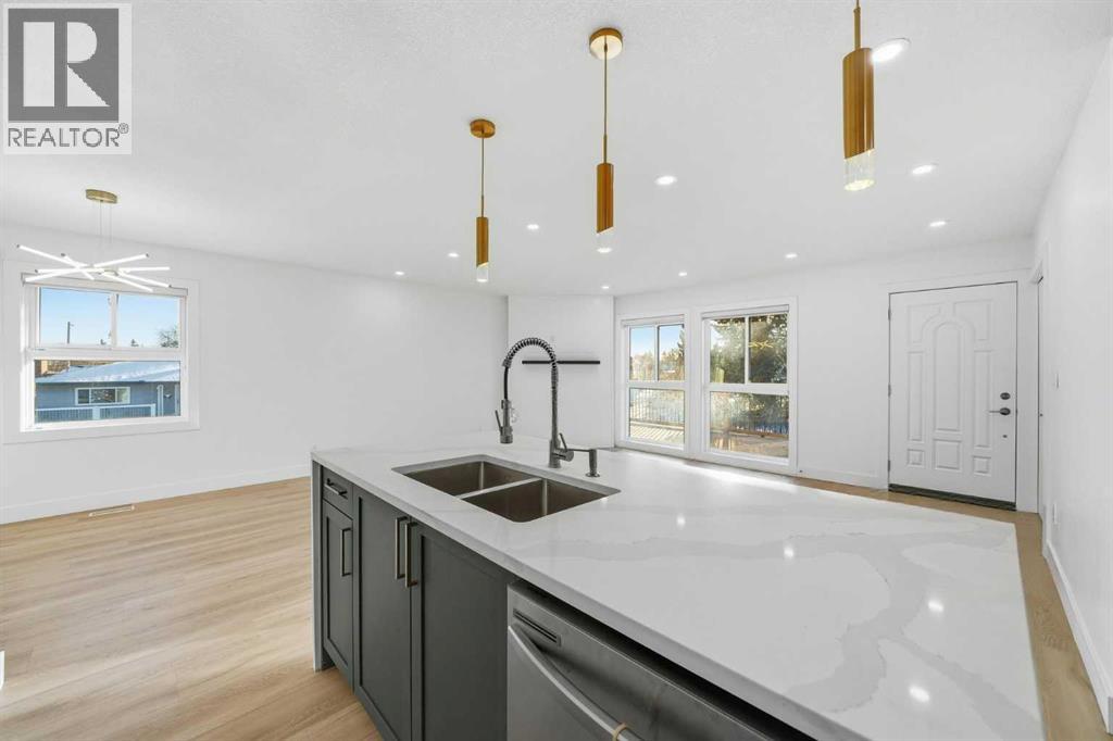 304 Huntbourne Hill Ne, Calgary, Alberta  T2K 3Y4 - Photo 11 - A2278014