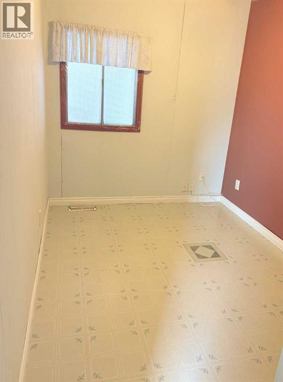 2018 26 Avenue, Bowden, Alberta T0M 0K0 - Photo 19 - A2292699