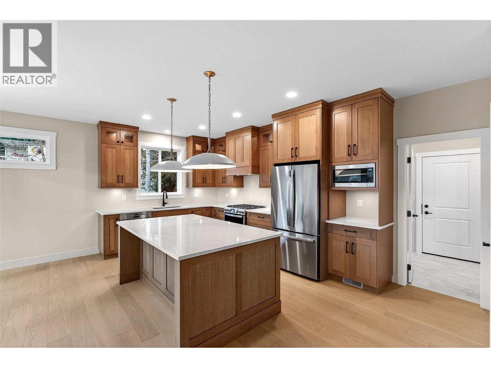 3682 Braelyn Road, Tappen, British Columbia  V0E 2X1 - Photo 13 - 10379011