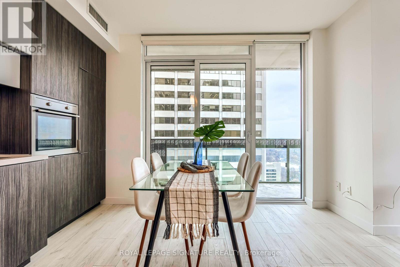 2705 - 8 Eglinton Avenue E, Toronto (Mount Pleasant West), Ontario  M4P 0C1 - Photo 12 - C12895364