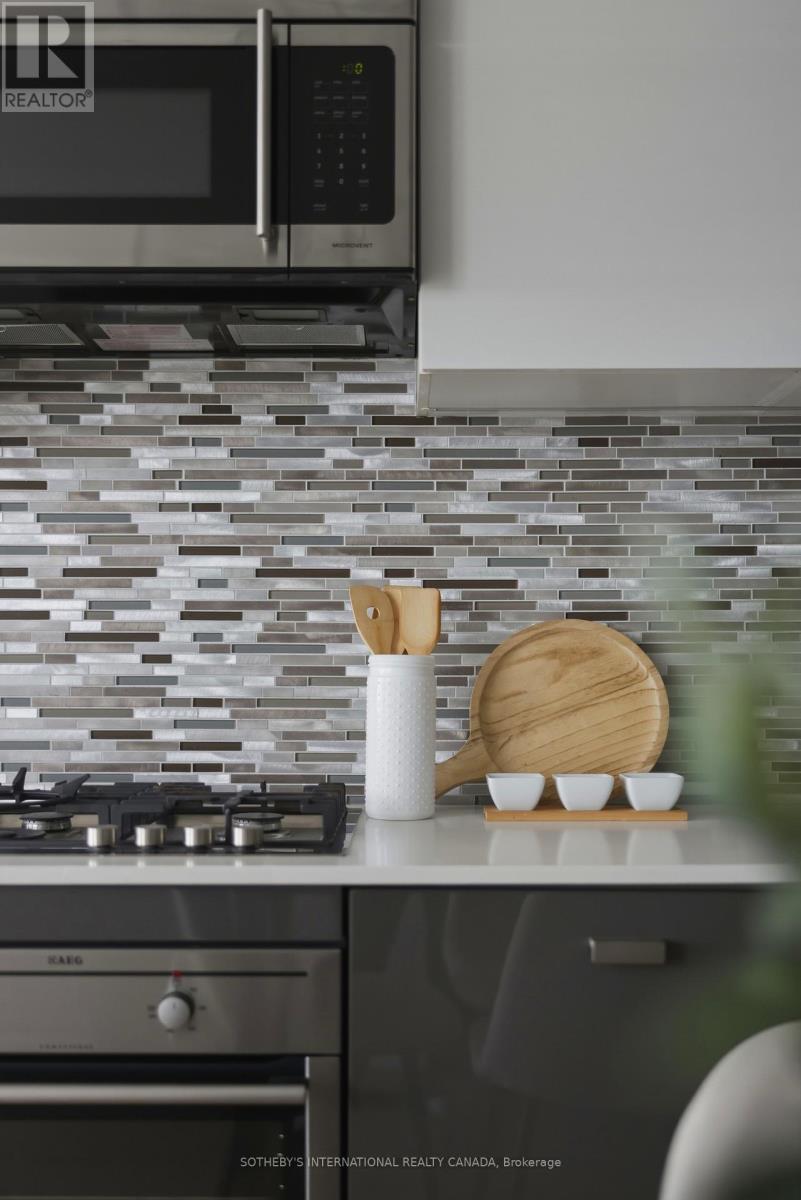 707 - 835 St Clair Avenue W, Toronto (Wychwood), Ontario  M6C 0A8 - Photo 11 - C12895698