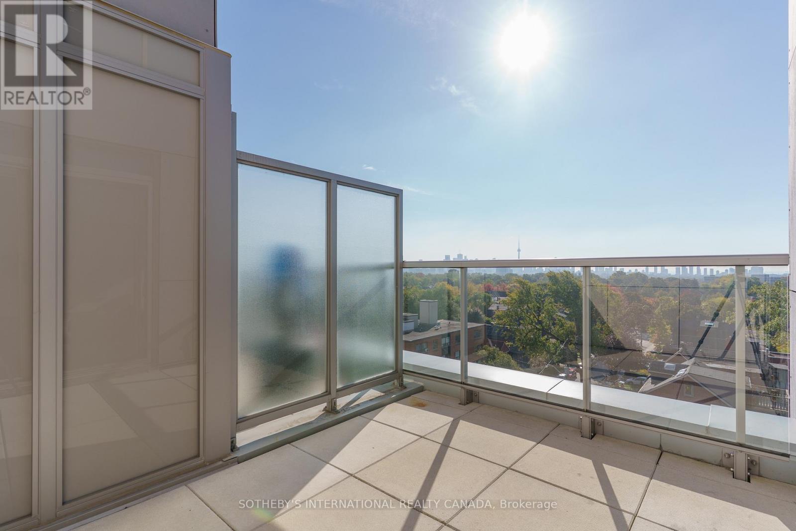 707 - 835 St Clair Avenue W, Toronto (Wychwood), Ontario  M6C 0A8 - Photo 8 - C12895698