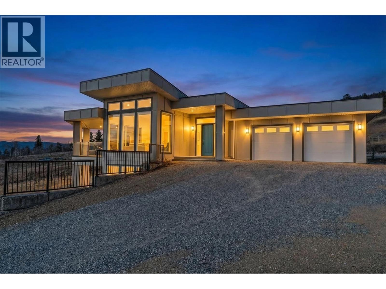 7697 Baker Hogg Road, Vernon, British Columbia  V1B 3S3 - Photo 2 - 10379548