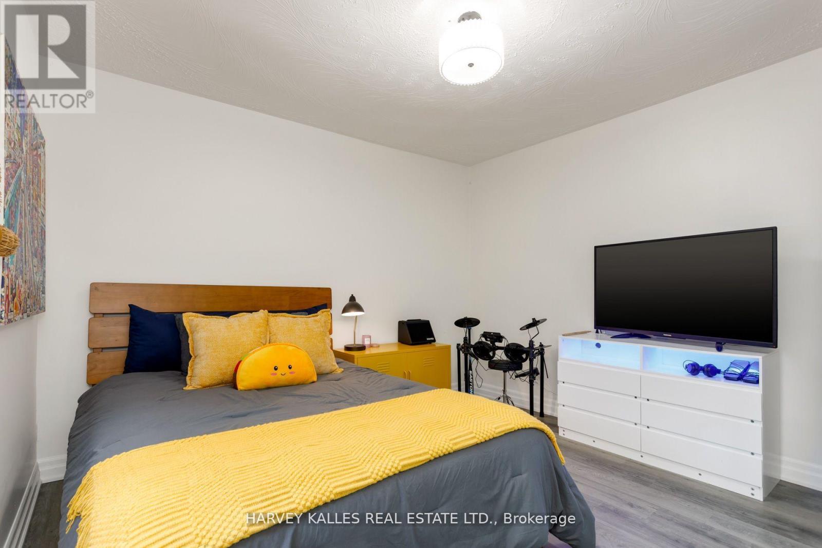 139 King Edward Avenue, Toronto (Woodbine-Lumsden), Ontario  M4C 5J7 - Photo 34 - E12787258