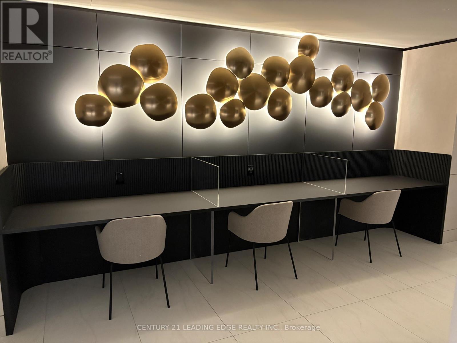 1610 - 30 Upper Mall Way, Vaughan, Ontario  L4J 0L7 - Photo 28 - N12896208