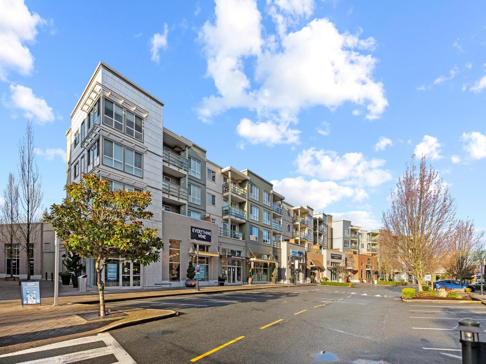 219 15735 Croydon Drive, Surrey, British Columbia  V3Z 2L5 - Photo 3 - R3101097