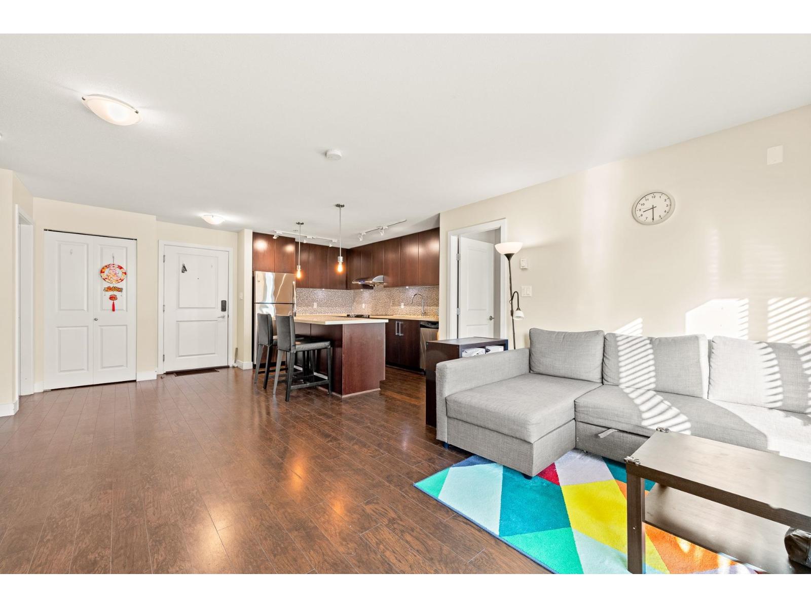 219 15735 Croydon Drive, Surrey, British Columbia  V3Z 2L5 - Photo 5 - R3101097