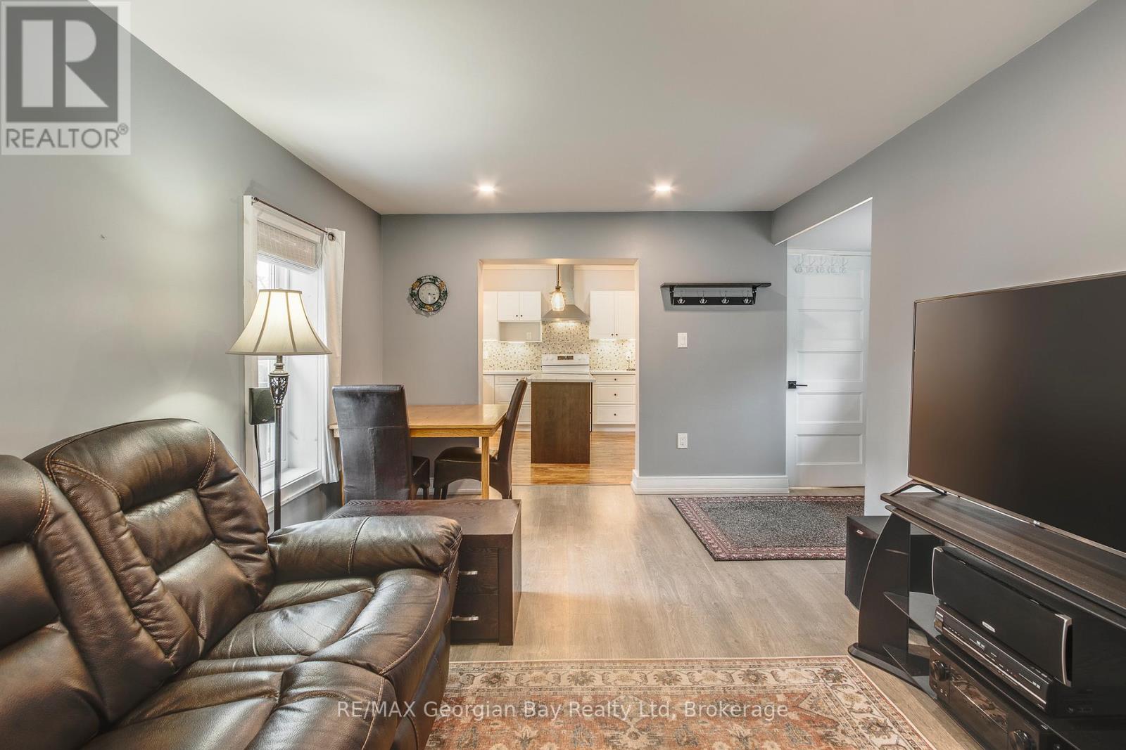 641 Bay Street, Midland, Ontario  L4R 1L8 - Photo 12 - S12516836