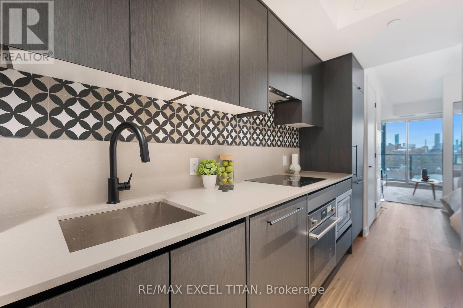 612 - 5 Lakeview Avenue, Toronto (Trinity-Bellwoods), Ontario  M6J 0H3 - Photo 8 - C12895632