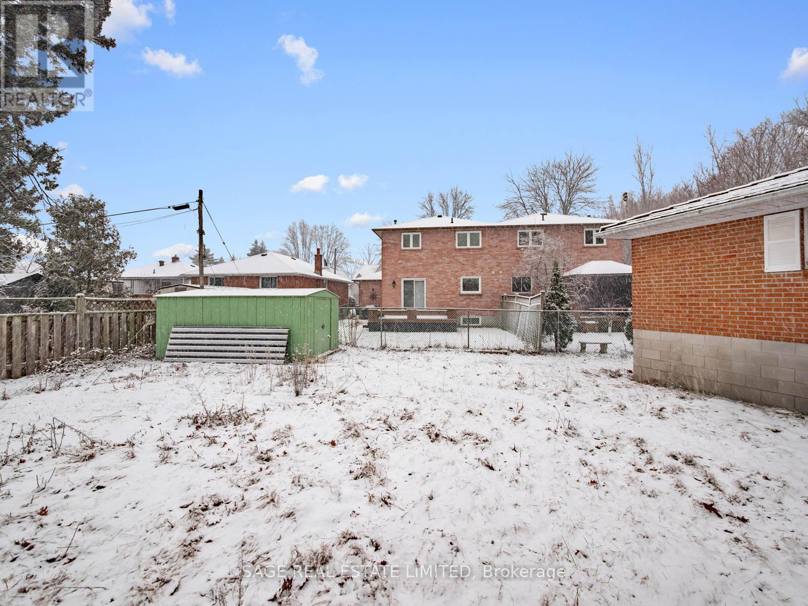 836 Tenth Street, Mississauga, Ontario  L5E 1S6 - Photo 10 - W12881762